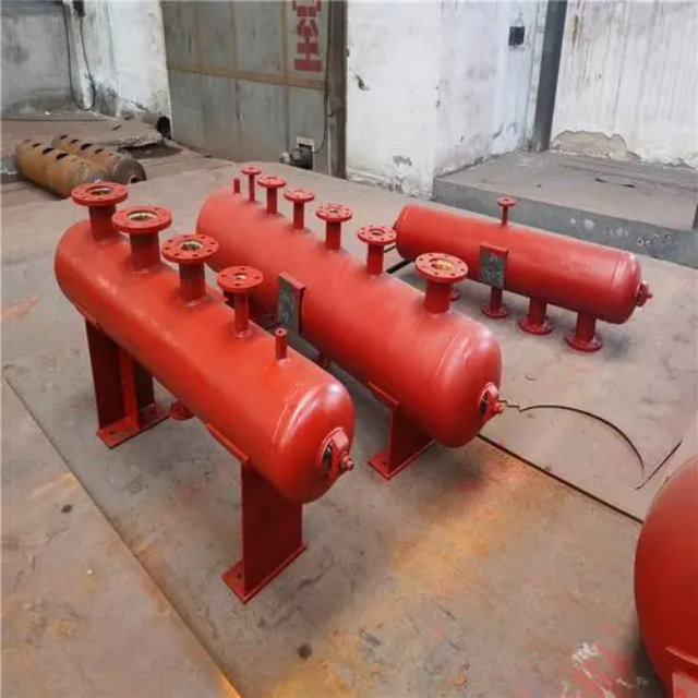 青山分集水器安装高度